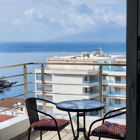 Amazing Sea View Apartment Sarandë 외부 사진
