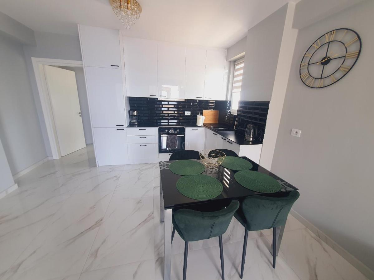 Amazing Sea View Apartment Sarandë 외부 사진